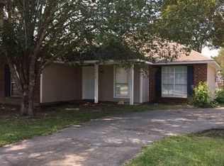 30419 Fairway View Dr, Denham Springs, LA 70726