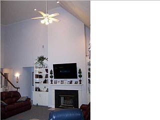 5th image of 4542 Red Oak Trl