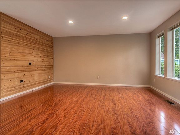2nd image of 8612 125th Street Ct E