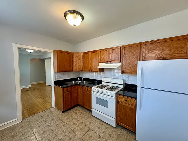 3218 W Catalpa Ave #2 — Photo 14