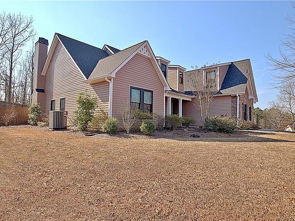 3rd image of 12 Smokey Ridge Ct