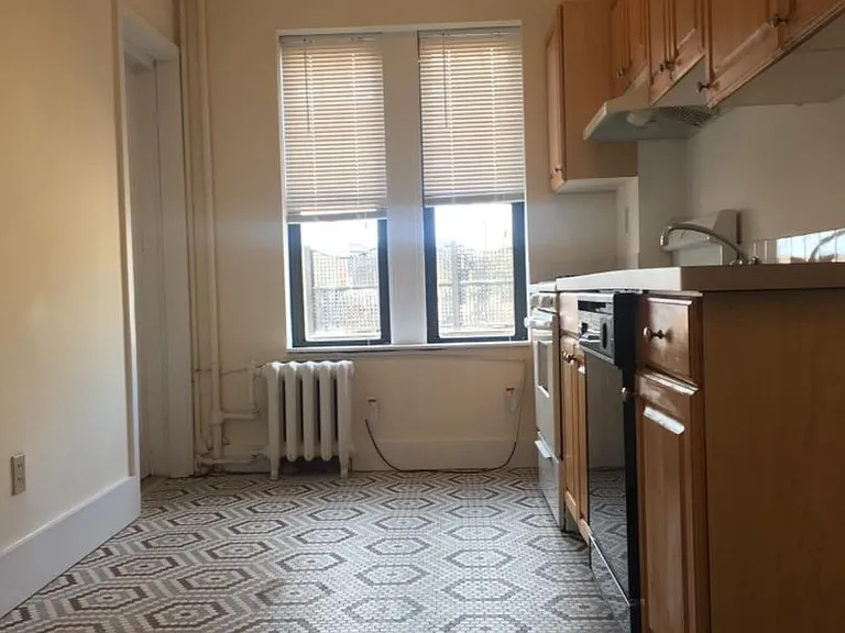 452 Park Dr #11E — Photo 9