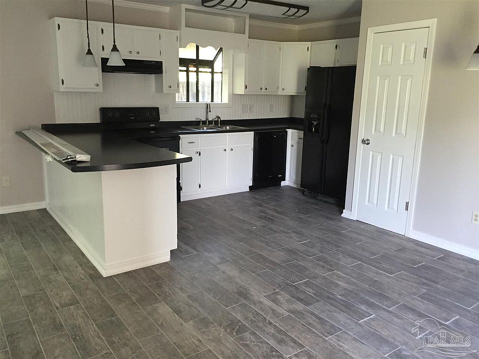 1st image of 4610 Petra Cir