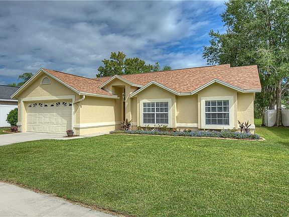 2nd image of 24359 Twin Lake Dr