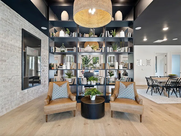 Reserve at Greenwood — Photo 16