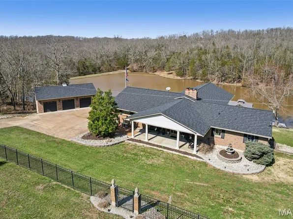 3589 State Route 110, De Soto, MO 63020