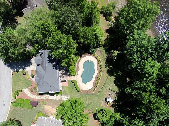 3rd image of 5064 Chapel Lake Cir