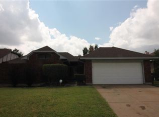 2613 Woodlark Dr, Fort Worth, TX 76123