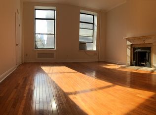 33 W 8th St APT 2, New York, NY 10011