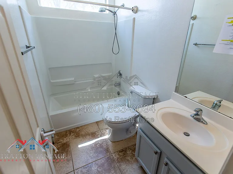 42322 W Lunar St — Photo 9