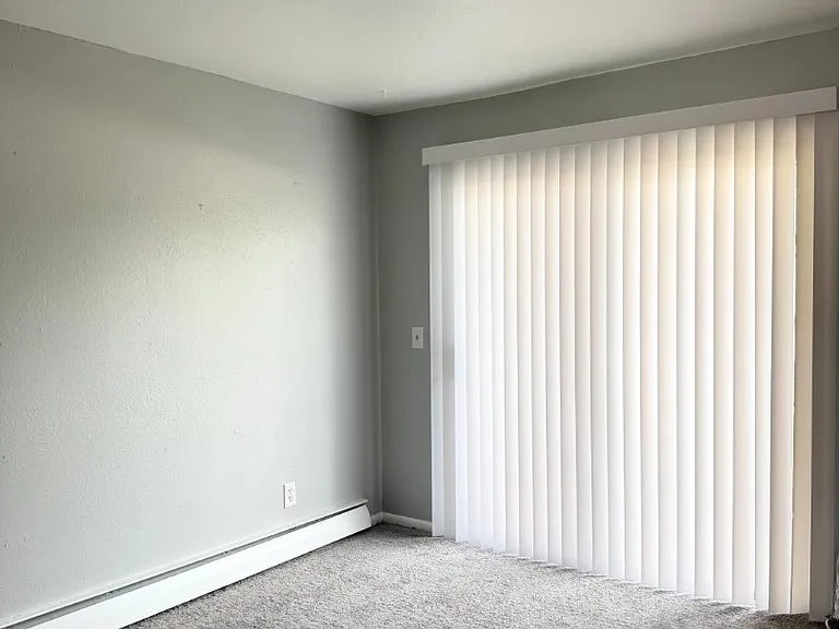 4836 Douglas Rd — Photo 3