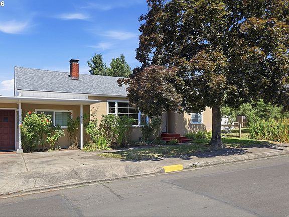 2nd image of 805 E 29th Ave