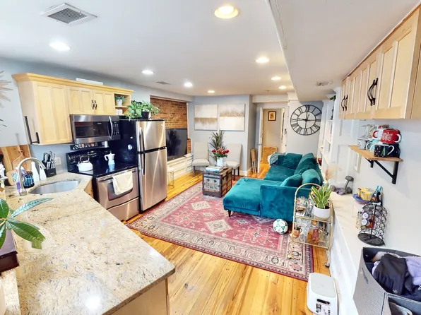 19 Emerson St Unit 1, Boston, MA 02127