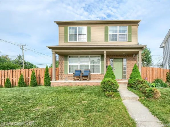 2880 Kipling Ave, Berkley, MI 48072