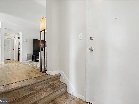 3rd image of 17810 Buehler Rd #2-C-4