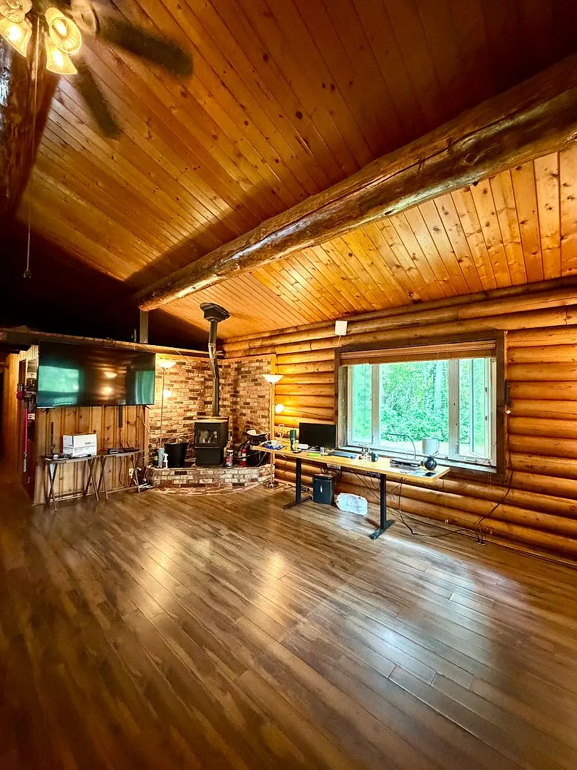 Cozy Cabin-Style Home in North Pole | Heat Included | Dog Friendly! — Photo 3