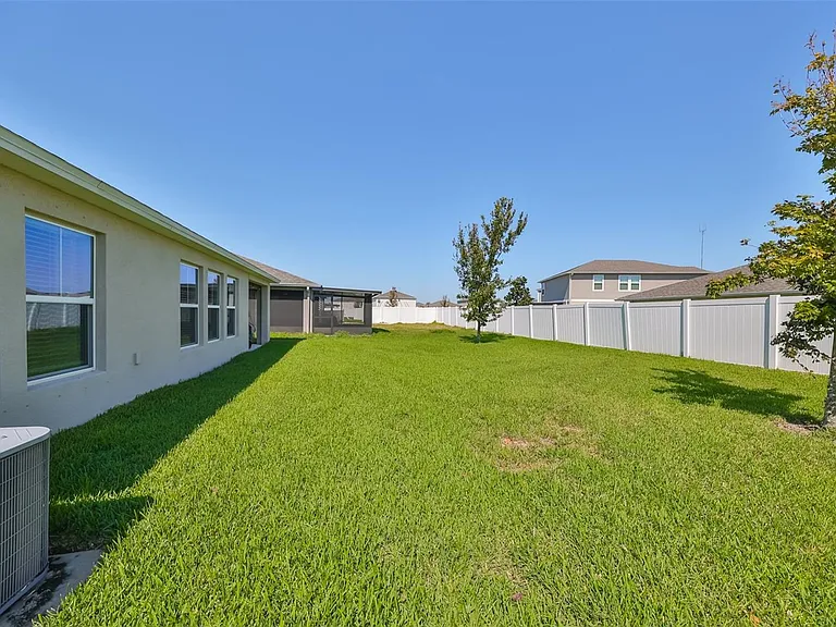 13114 Shumard Way — Photo 35