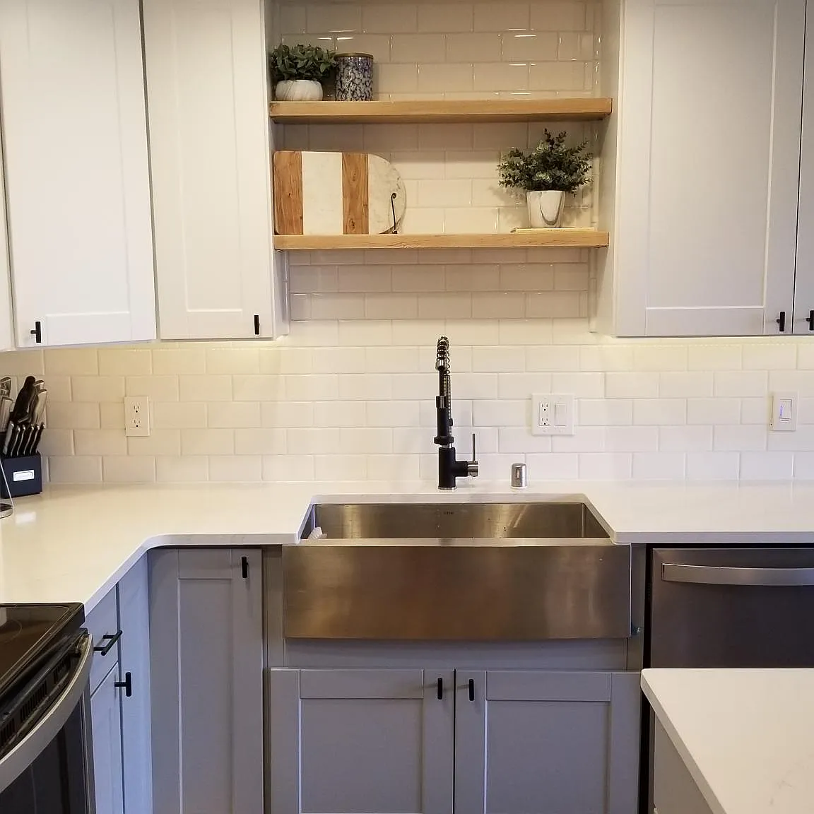 301 Iberian Way — Photo 2