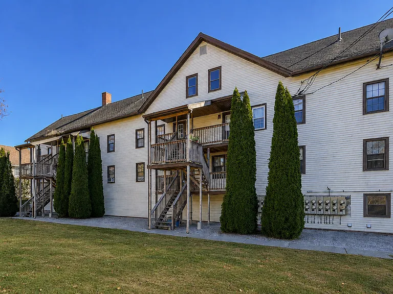 Millpond Apartments — Photo 9