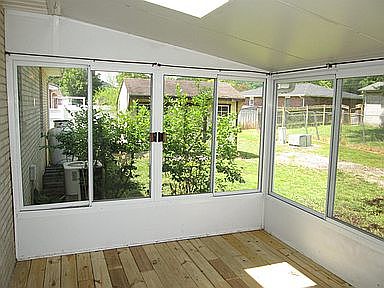 3rd image of 216 Maher Dr
