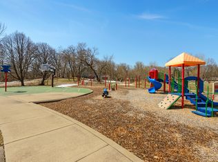 18 Westwood Cir, Minnetonka, MN 55305