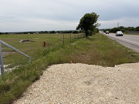 5th image of 1250 County Road 141