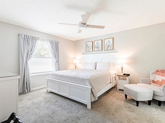 2nd image of 613 Juanita Ct