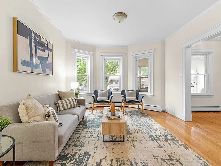 38 Illinois Ave #2 — Photo 3
