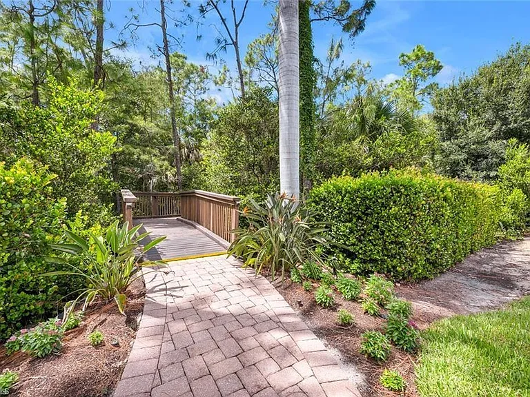 12850 Carrington Cir #203 — Photo 30