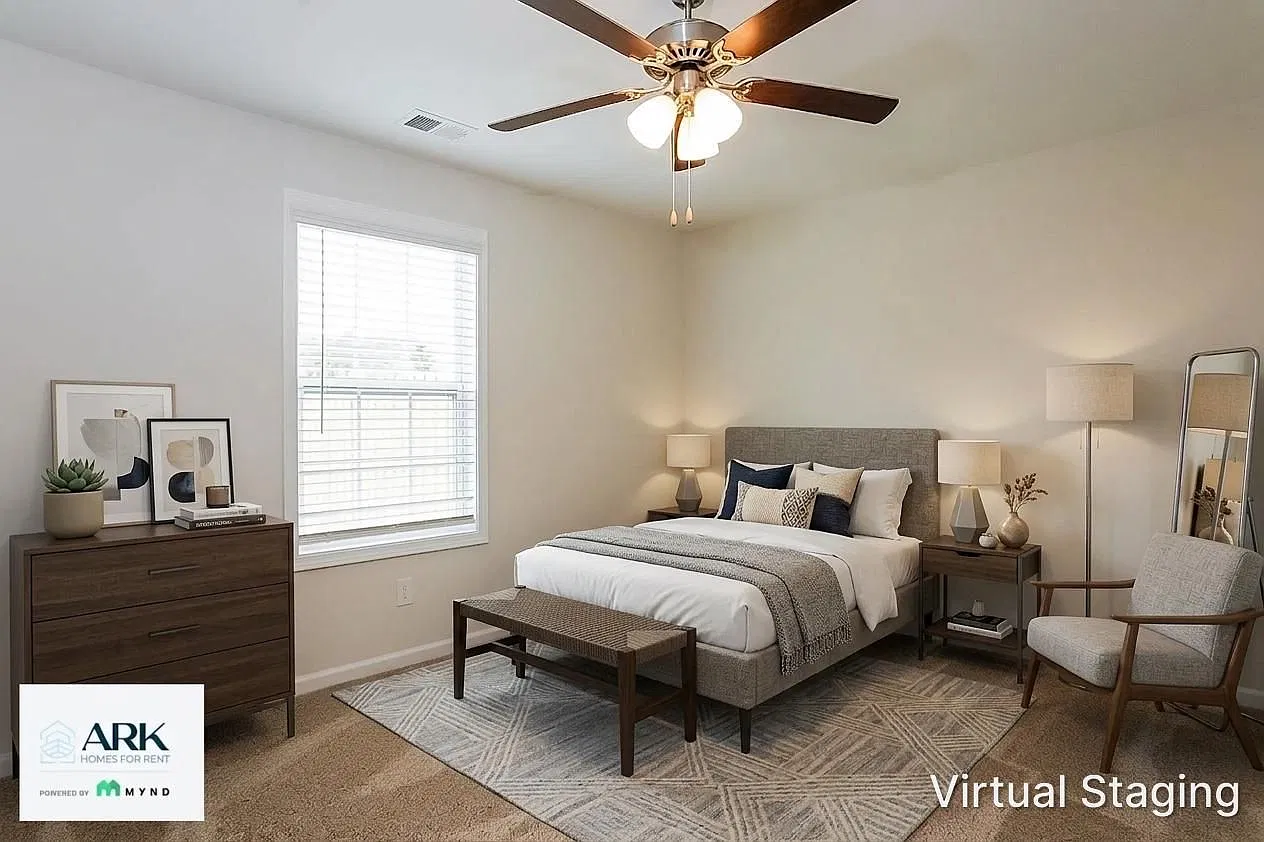 3 bed, 2.0 bath, 1300 sqft, $1,797 — Photo 3