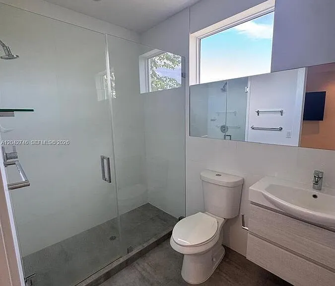 2947 SW 27th Ter — Photo 10