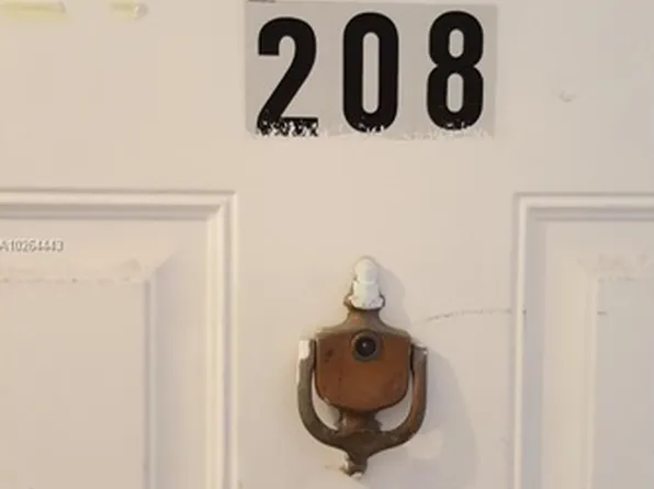 20400 NW 7th Ave APT 208, Miami Gardens, FL 33169