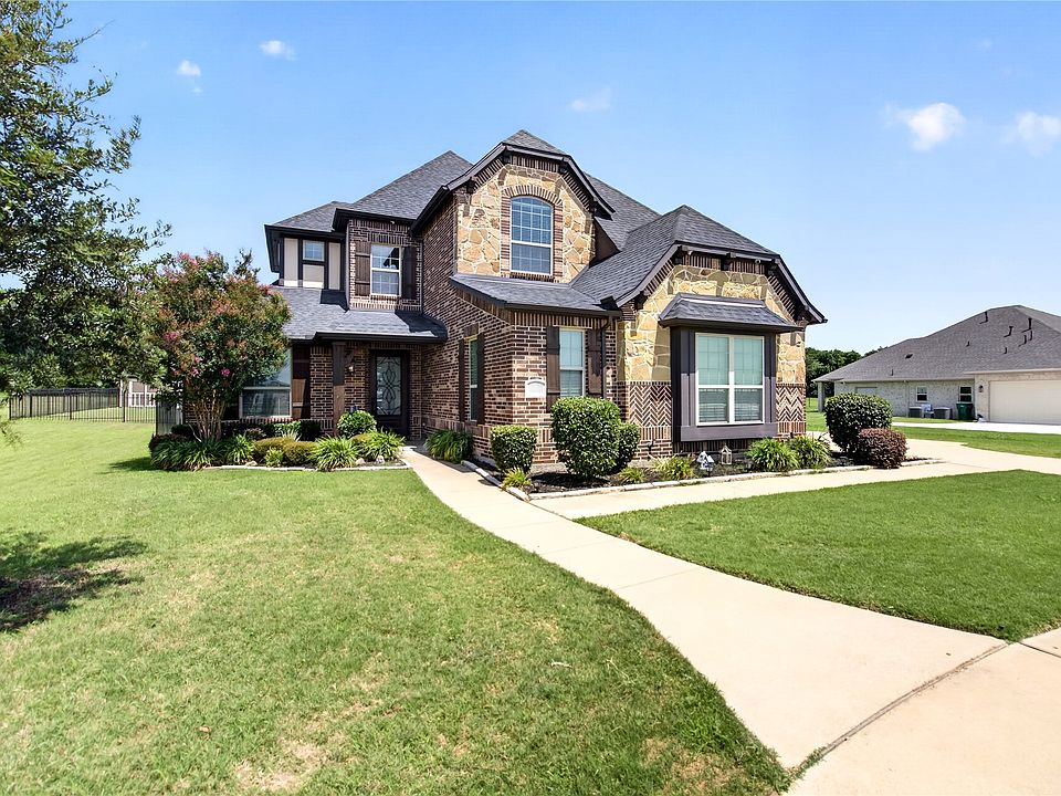 1st image of 1618 Pebble Beach Ln