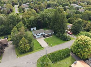 6572 Jack Pine Cres, Ottawa, ON K4P1E1