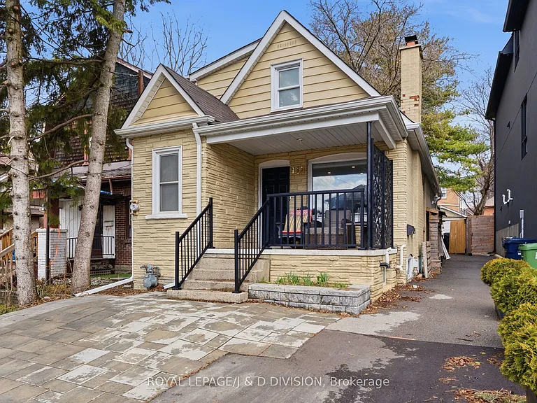 118 Bogert Ave #UPPER — Photo 2