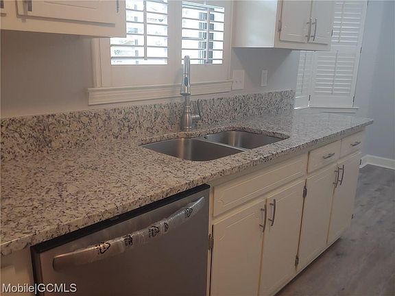 5th image of 2632 Old Dobbin Dr E