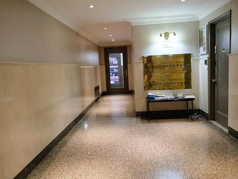 17 E 67th St #3D — Photo 9