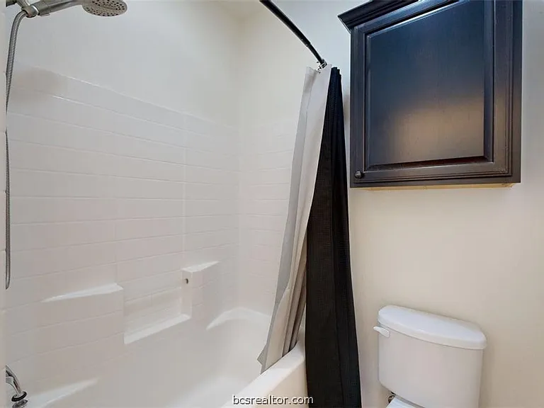 413 Hayes Ln #C & D — Photo 12