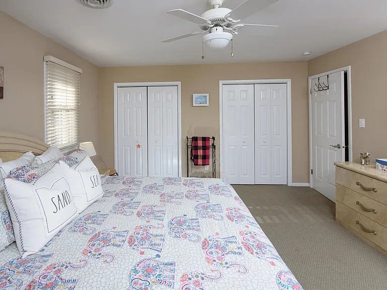 7 S Franklin Ave #7 — Photo 15