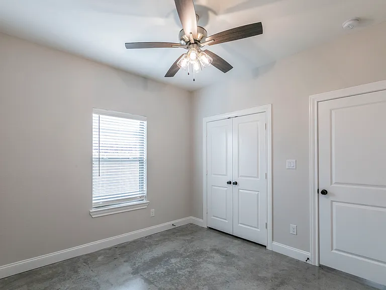 706 Grist Mill Ct #700 — Photo 15