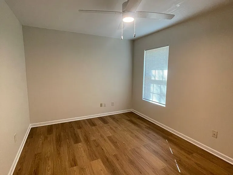 1624 Pineburr Ln — Photo 6