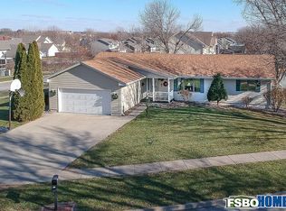 901 SE Wanda Dr, Ankeny, IA 50021