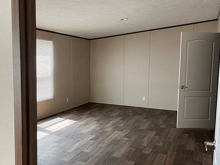 553 Providence Church Rd — Photo 25