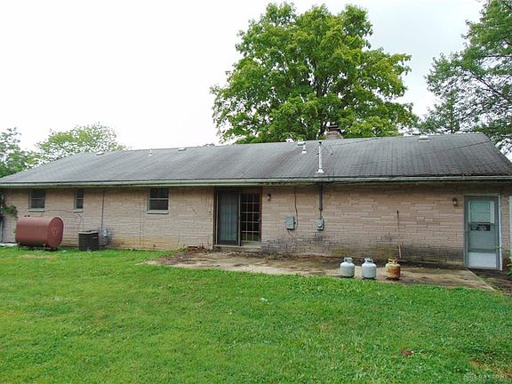 2nd image of 511 Colonial Dr