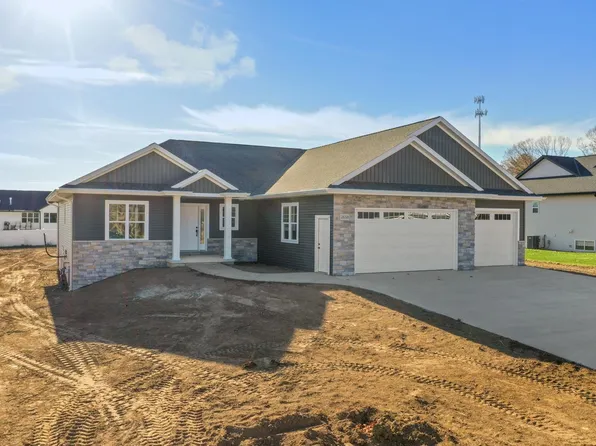 2658 Chambers Xing, Green Bay, WI 54313