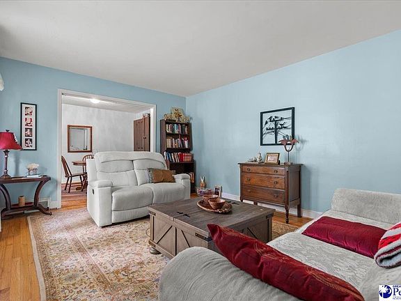 3rd image of 1309 Virginia Acres