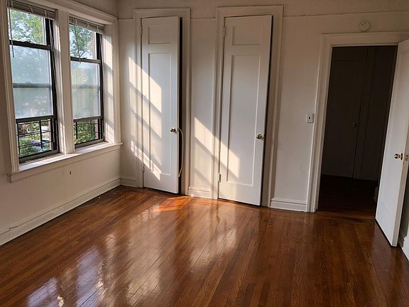 2nd image of 1 Sherwood Ter APT 4D