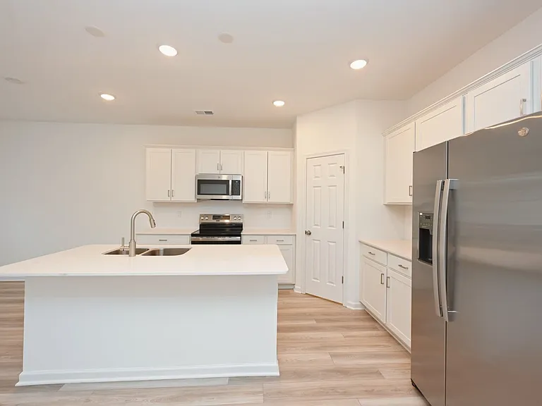 2900 Suzanne Landon Dr #E2 — Photo 19