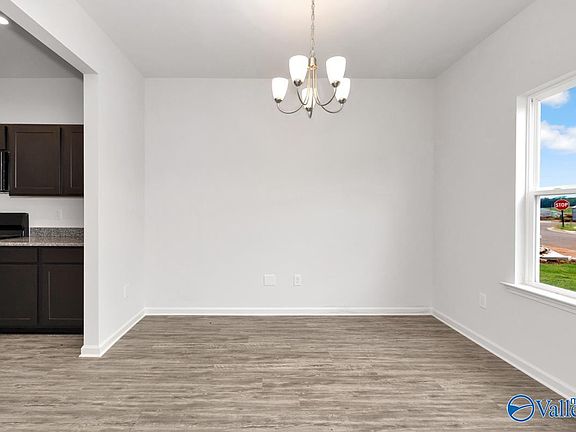 4th image of 177 Lincoln Gray Cir
