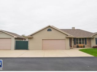 3355 Mill Rd, Greenleaf, WI 54126